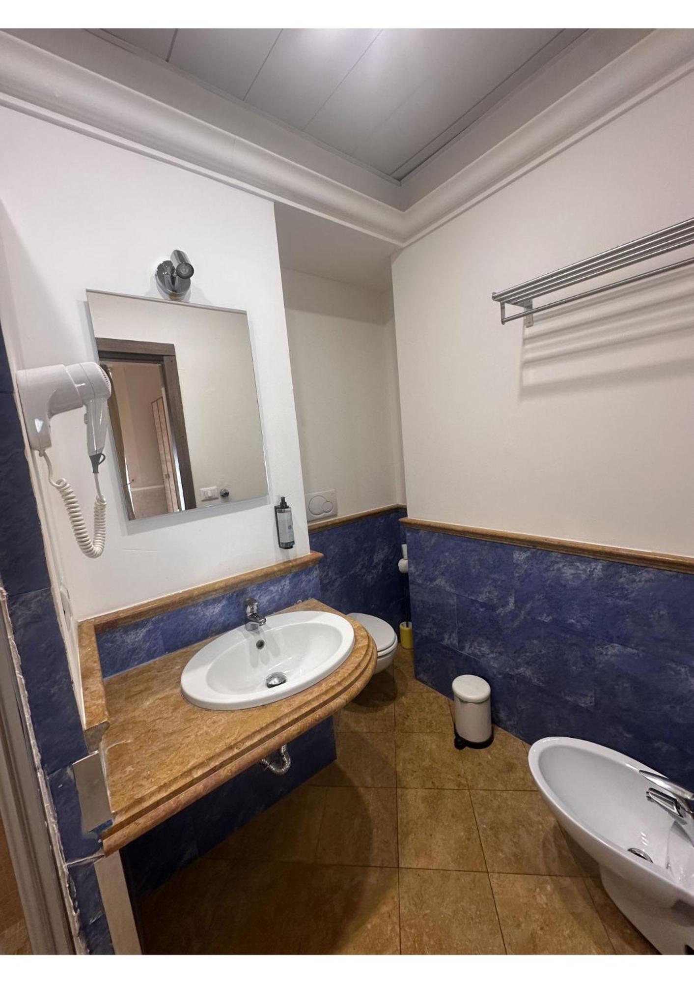 Spqr Suite Guest House Roma Esterno foto